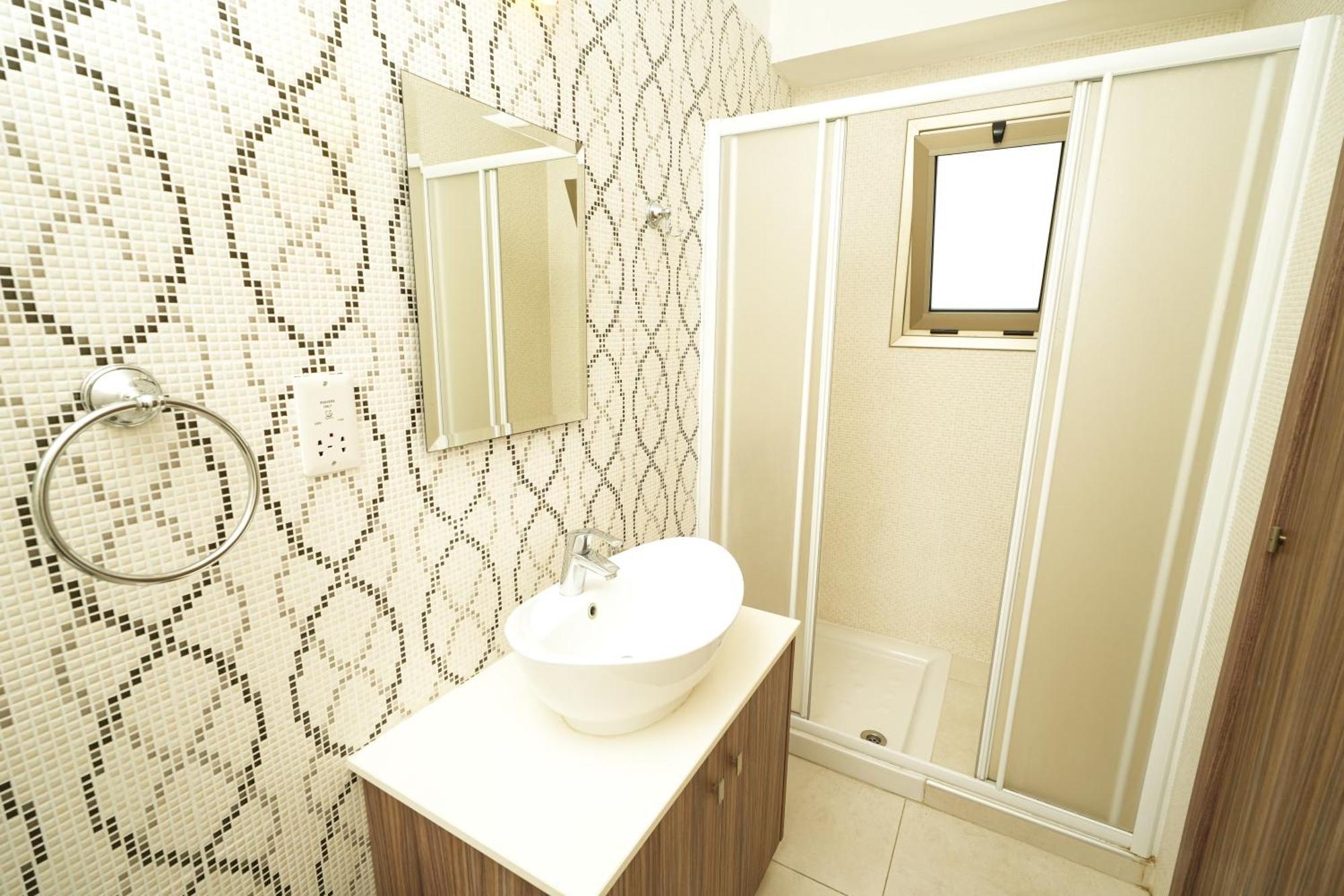 Halcyon Central Apartment Larnaca Ngoại thất bức ảnh